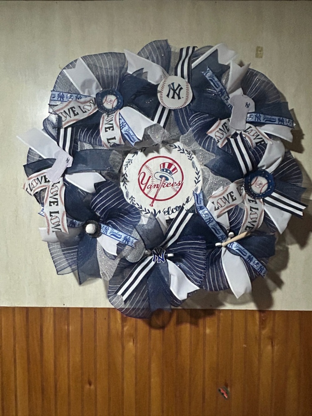 New York Yankees Navy & White Decorative Wreath